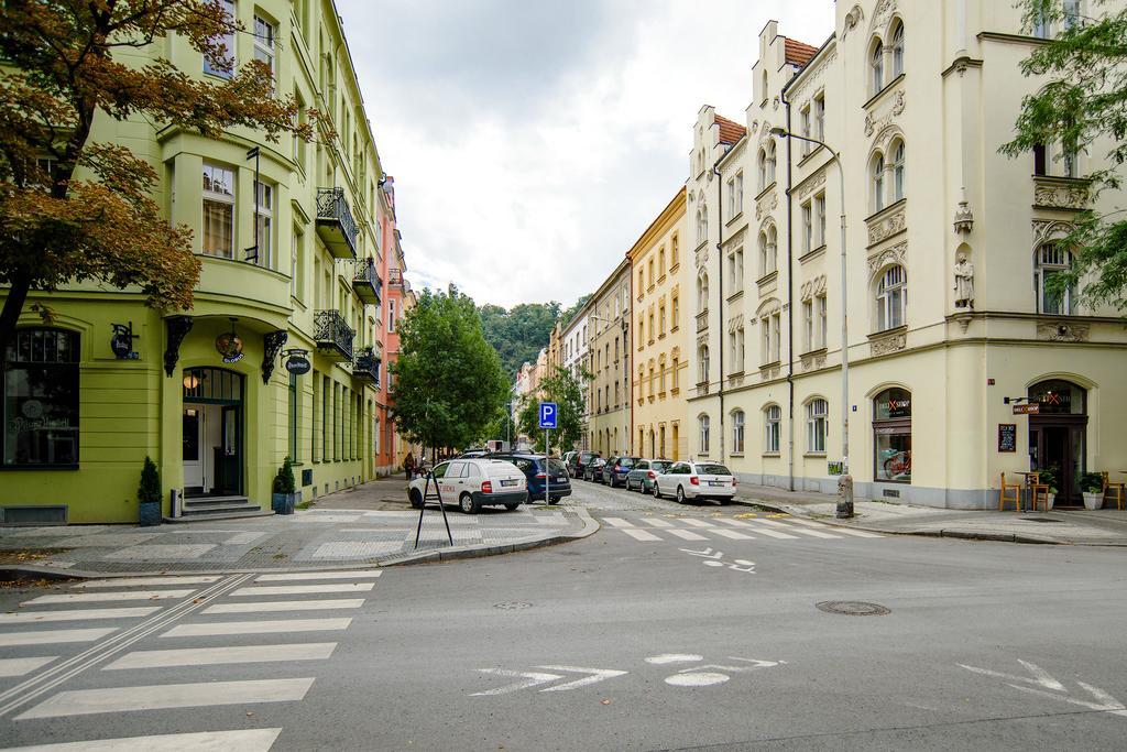 Apartment Gesse Brezinova براغ المظهر الخارجي الصورة
