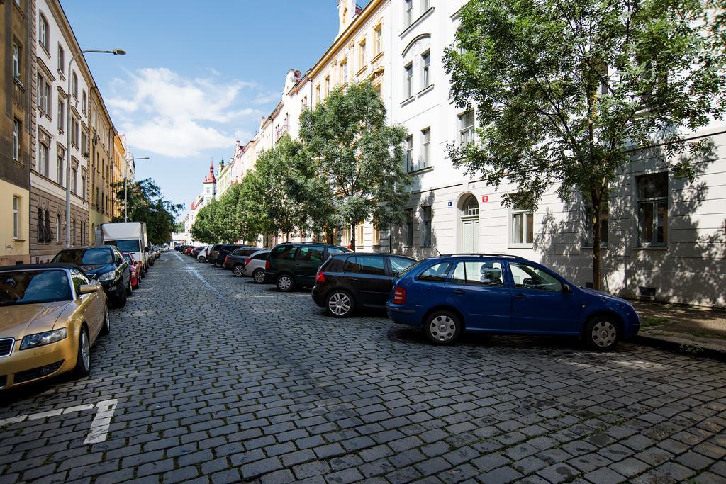 Apartment Gesse Brezinova براغ المظهر الخارجي الصورة