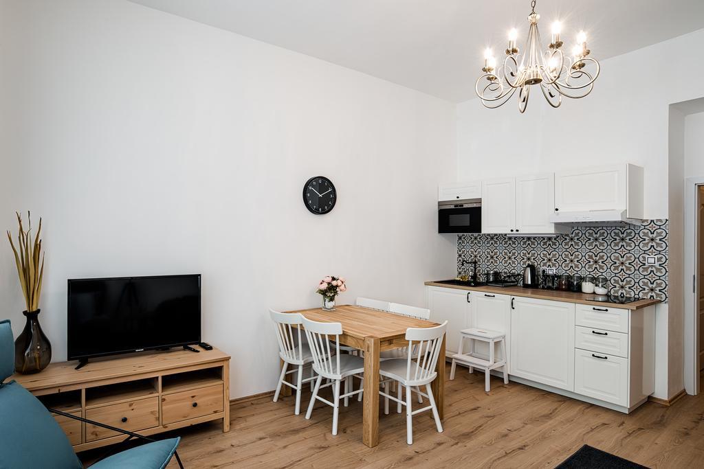Apartment Gesse Brezinova براغ المظهر الخارجي الصورة